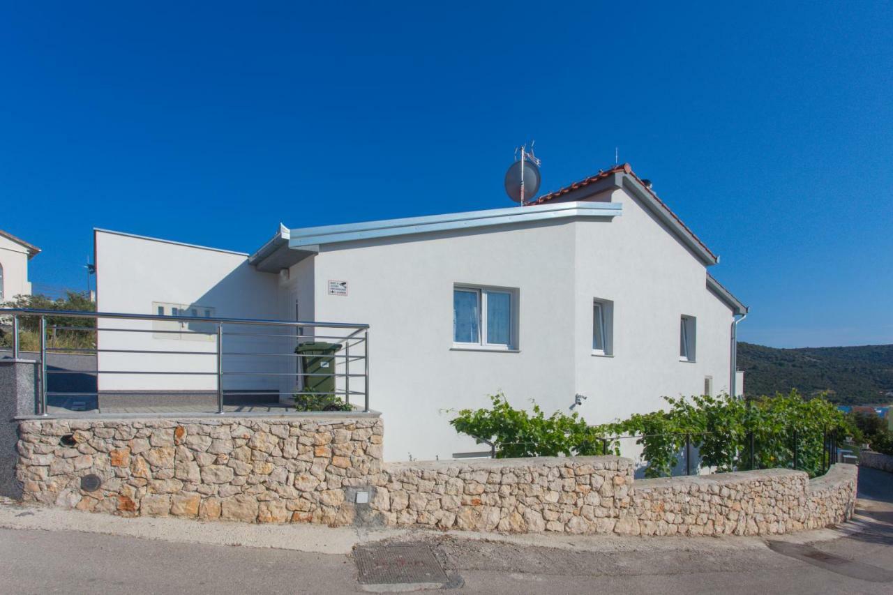 Vinišće Villa Supuk מראה חיצוני תמונה